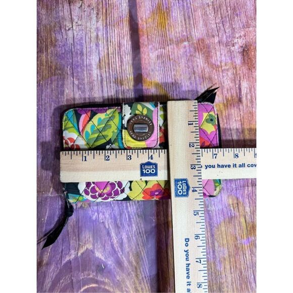 Vera Bradley Va Va Bloom 2012 Women's Floral Multicolor Turn Lock Zip-Around Wal - Picture 12 of 13